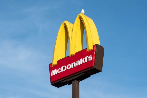 국민 간식 ‘버거’ 가격 휘청...맥도날드 25일부터 평균 4.8% 인상